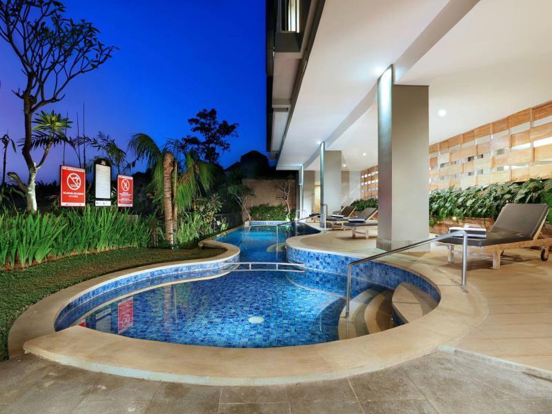 Neo Denpasar By Aston Hotel Luaran gambar
