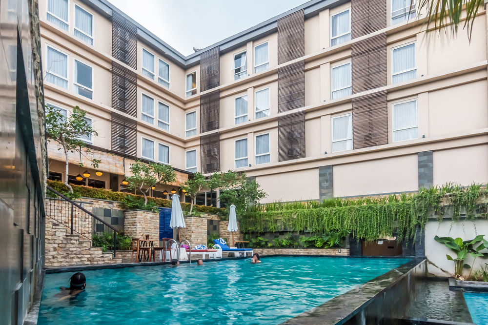 Neo Denpasar By Aston Hotel Luaran gambar