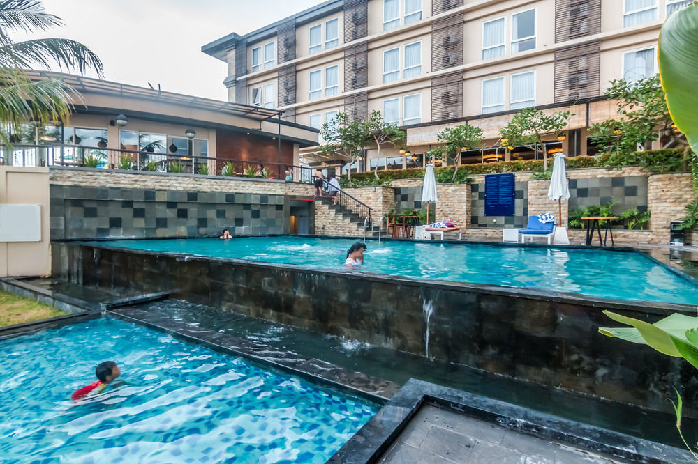 Neo Denpasar By Aston Hotel Luaran gambar