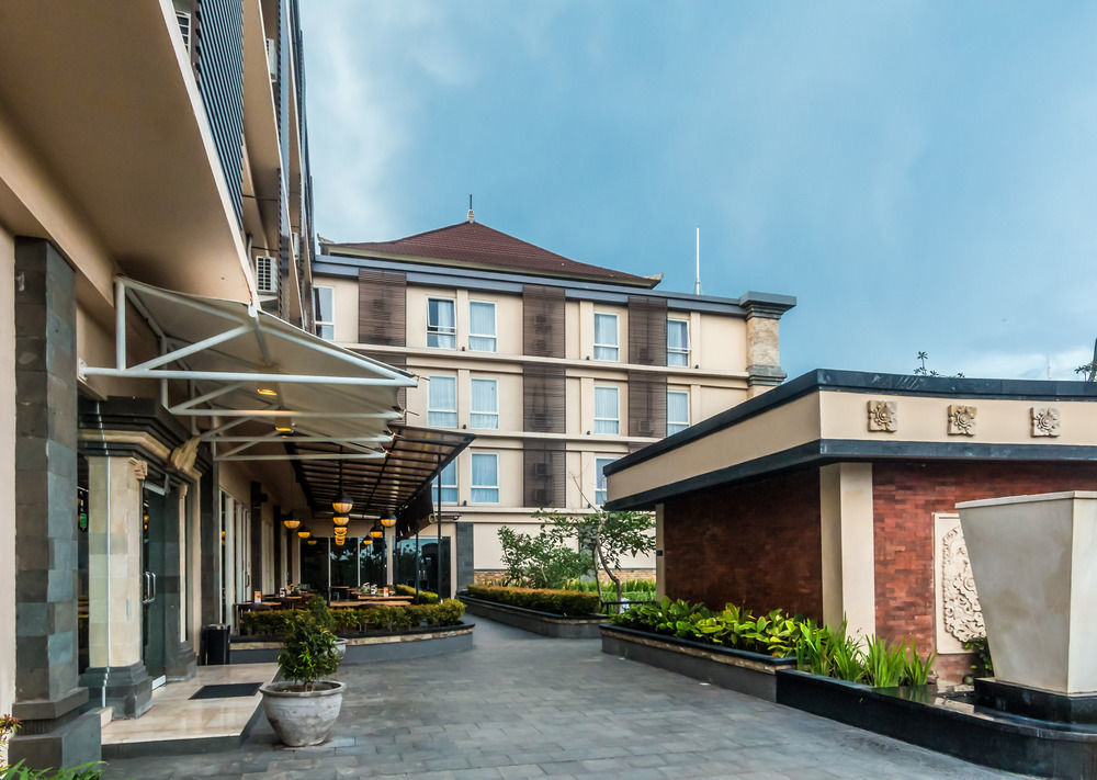 Neo Denpasar By Aston Hotel Luaran gambar