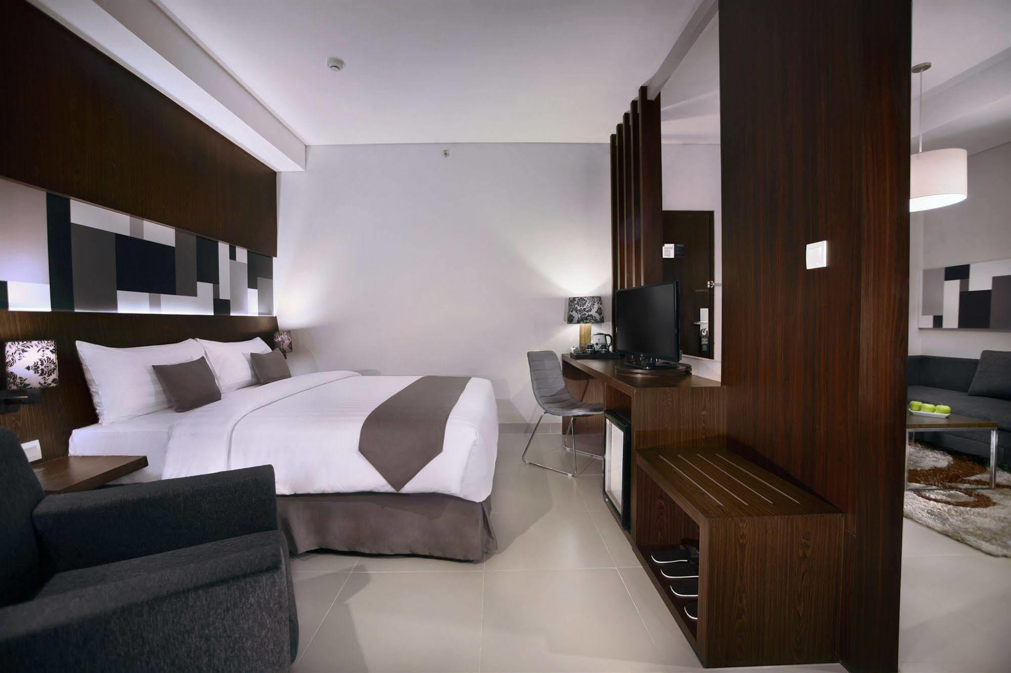Neo Denpasar By Aston Hotel Luaran gambar